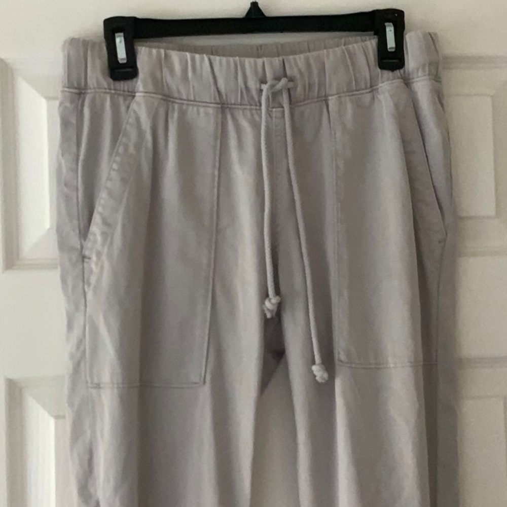Bella Dahl S light grey joggers